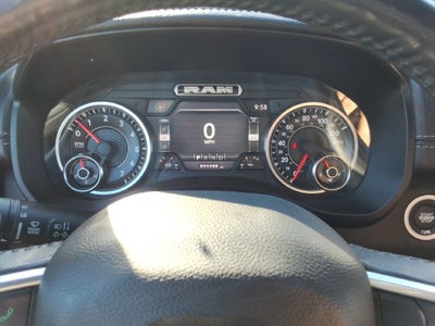 2019 RAM 1500 Laramie Crew Cab 4x4 6'4" Box