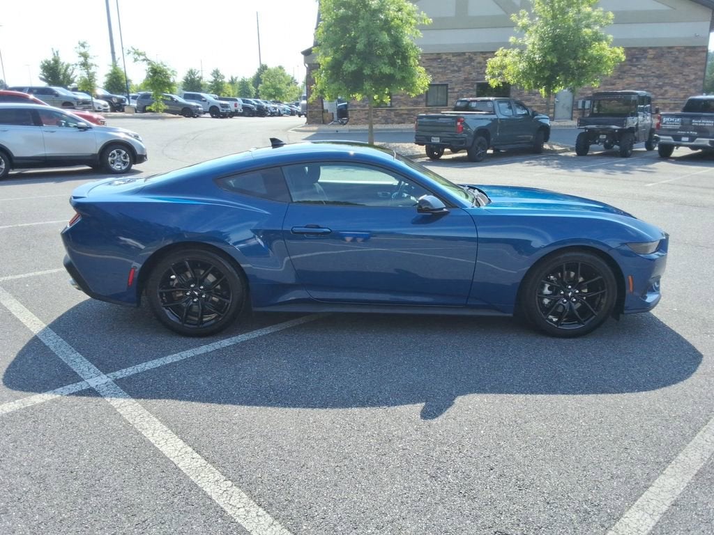 2024 Ford Mustang EcoBoost Fastback