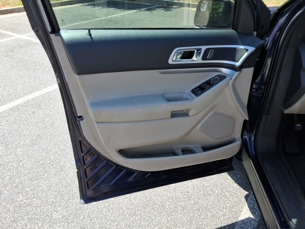2011 Ford Explorer XLT