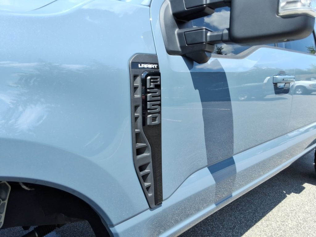 2023 Ford F-250 LARIAT