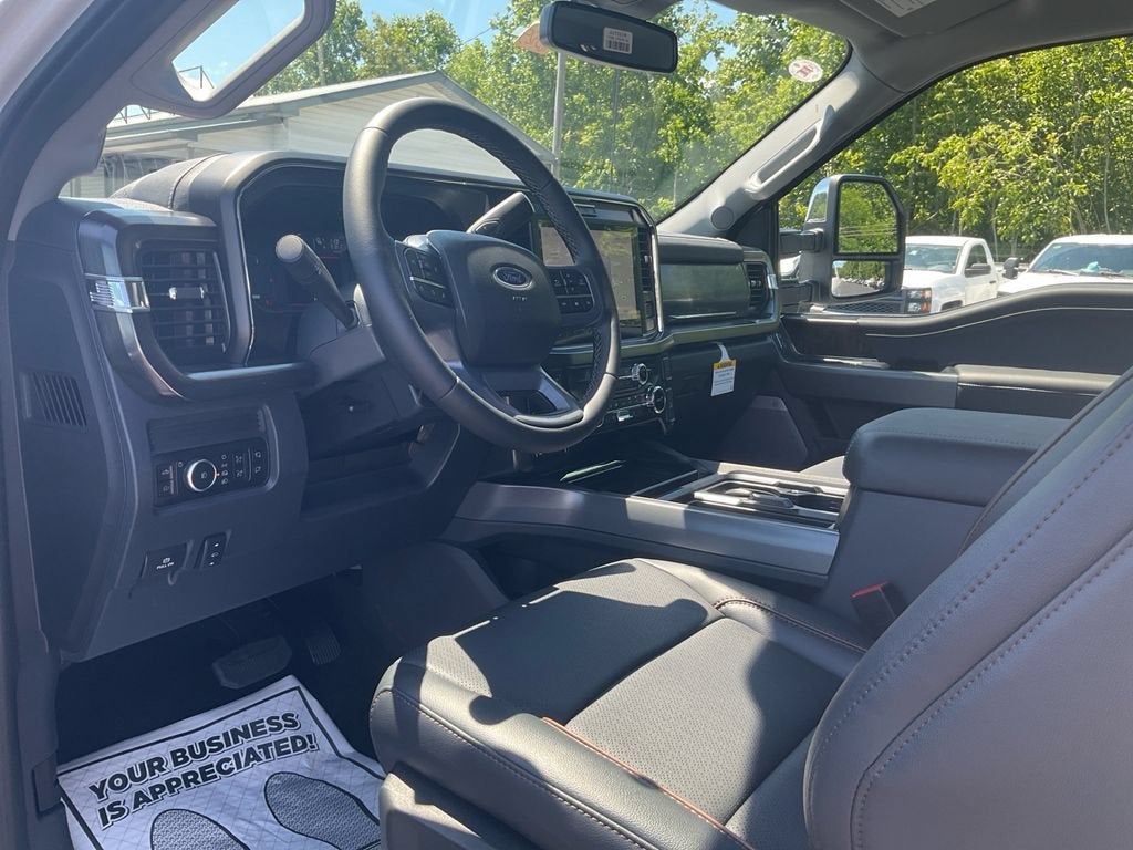 2026 Ford F-350 LARIAT