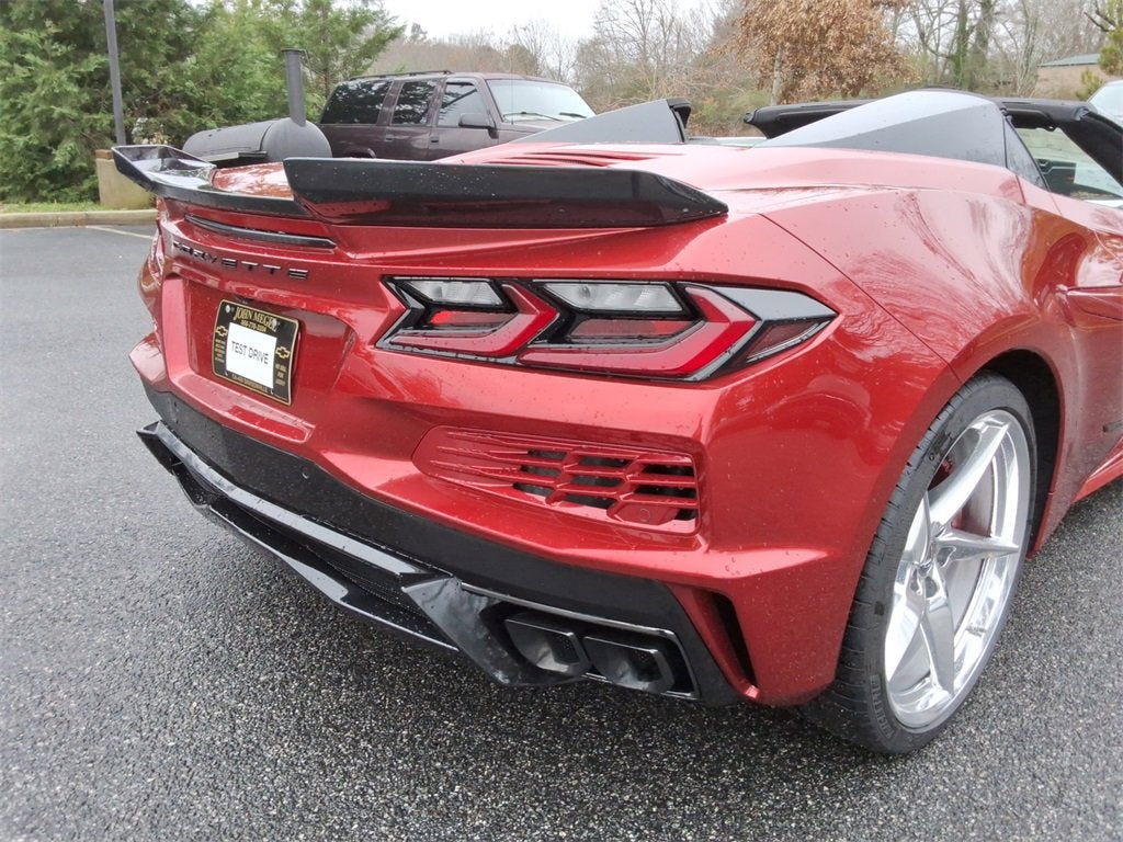 2026 Chevrolet Corvette E-Ray 2LZ