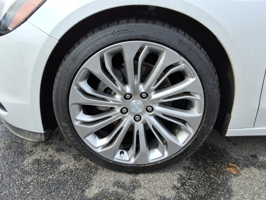 2017 Buick LaCrosse Essence