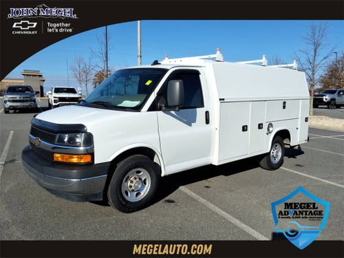 2021 Chevrolet Express Cutaway 3500 Work Van