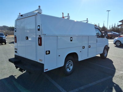 2021 Chevrolet Express Cutaway 3500 Work Van