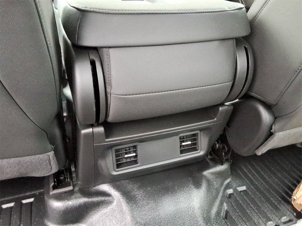 2026 Chevrolet Silverado 3500 HD WT DRW