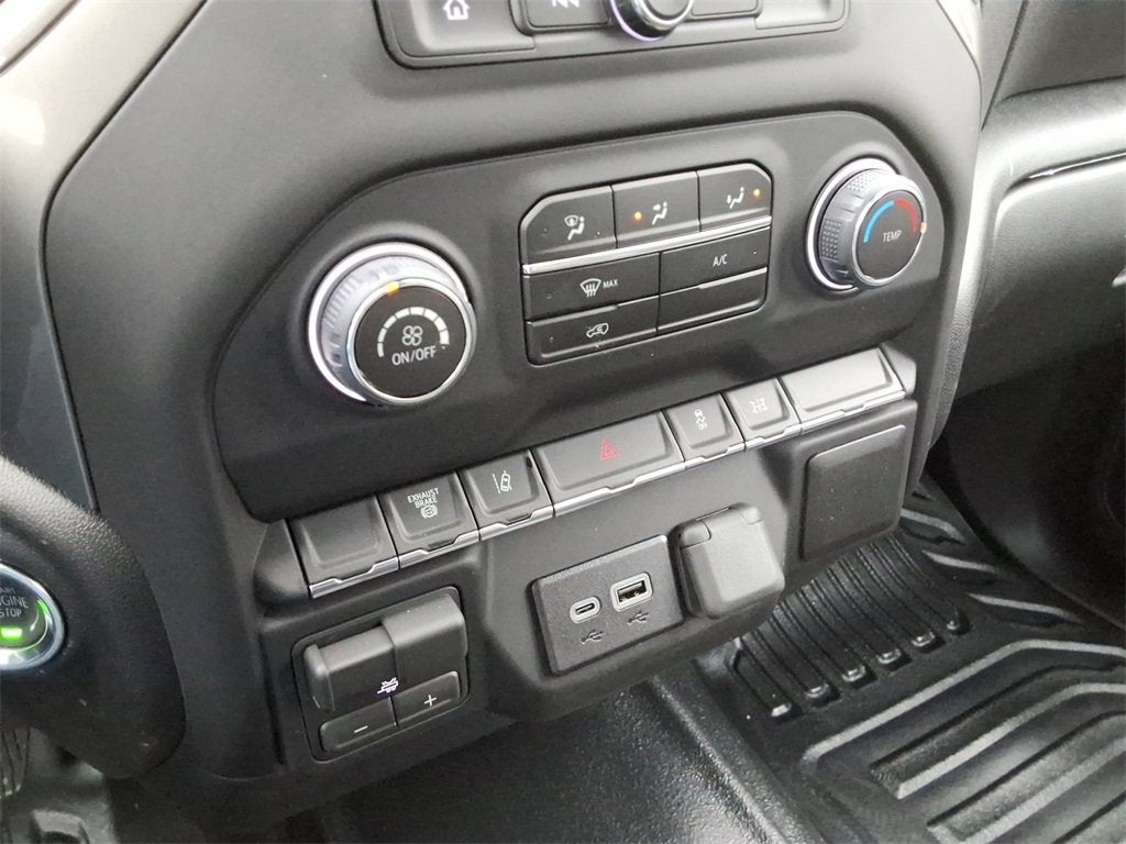 2026 Chevrolet Silverado 3500 HD WT DRW