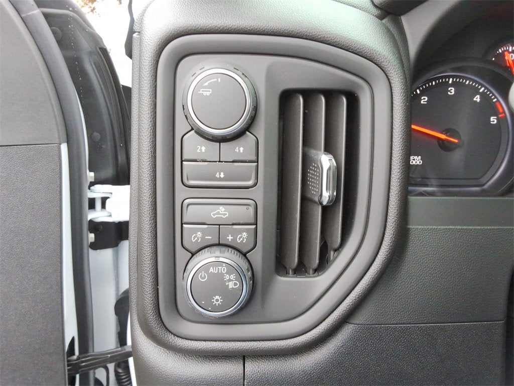 2026 Chevrolet Silverado 3500 HD WT DRW