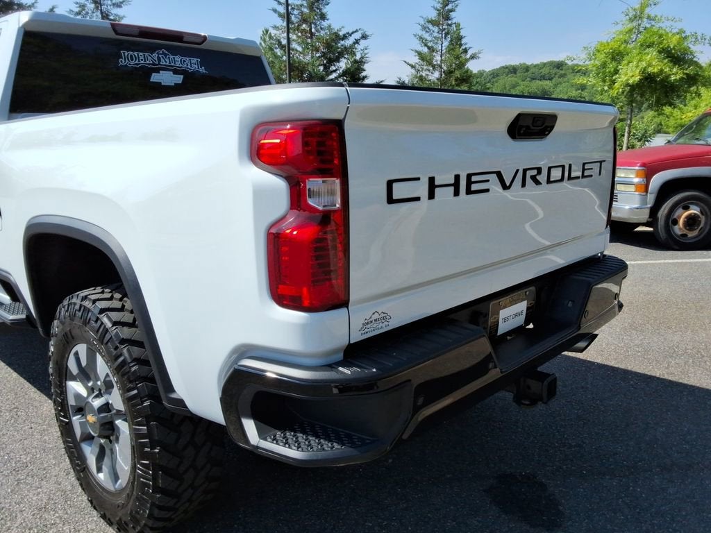 2025 Chevrolet Silverado 2500 HD Custom