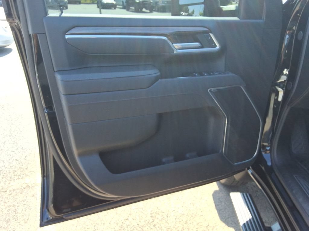 2025 Chevrolet Silverado 3500 HD LT DRW