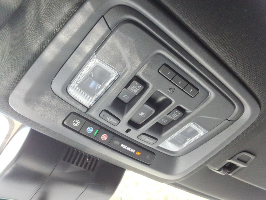 2025 Chevrolet Silverado 3500 HD High Country