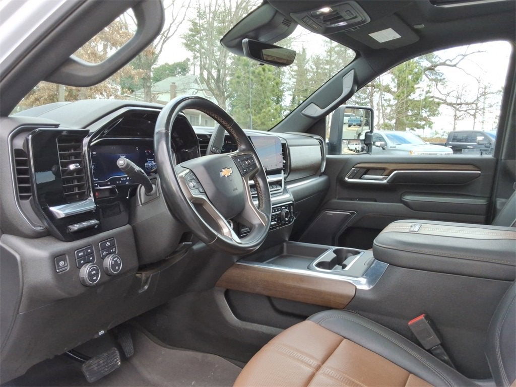 2024 Chevrolet Silverado 3500 HD High Country