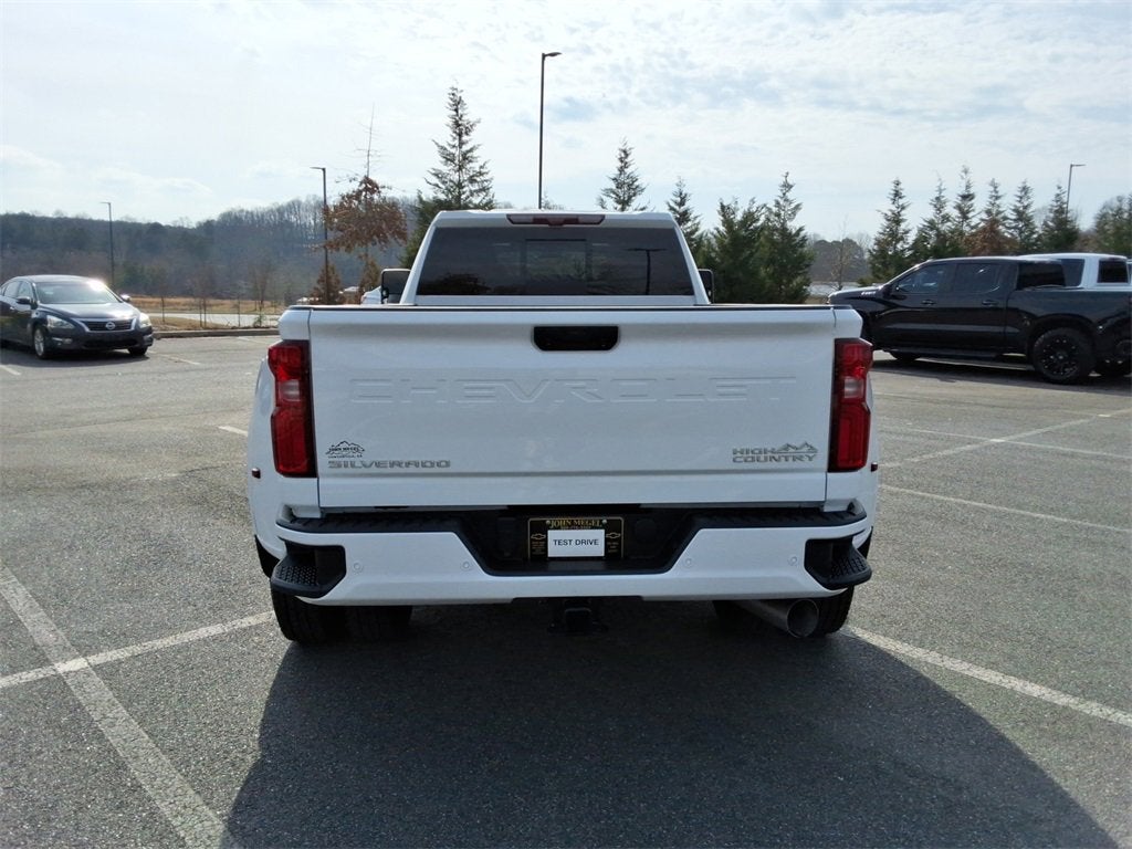 2024 Chevrolet Silverado 3500 HD High Country DRW