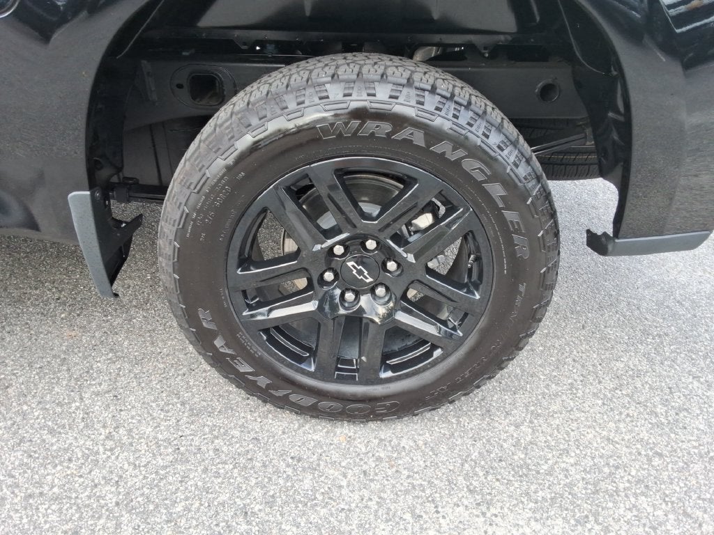 2025 Chevrolet Silverado 1500 Custom