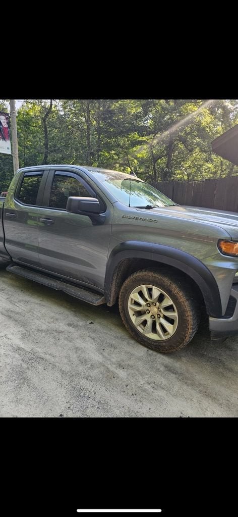 2020 Chevrolet Silverado 1500 Custom