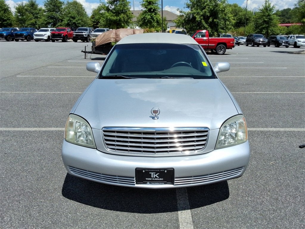 2003 Cadillac Deville Limousine
