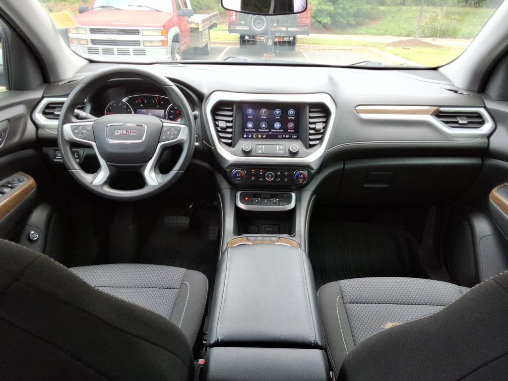 2022 GMC Acadia SLE