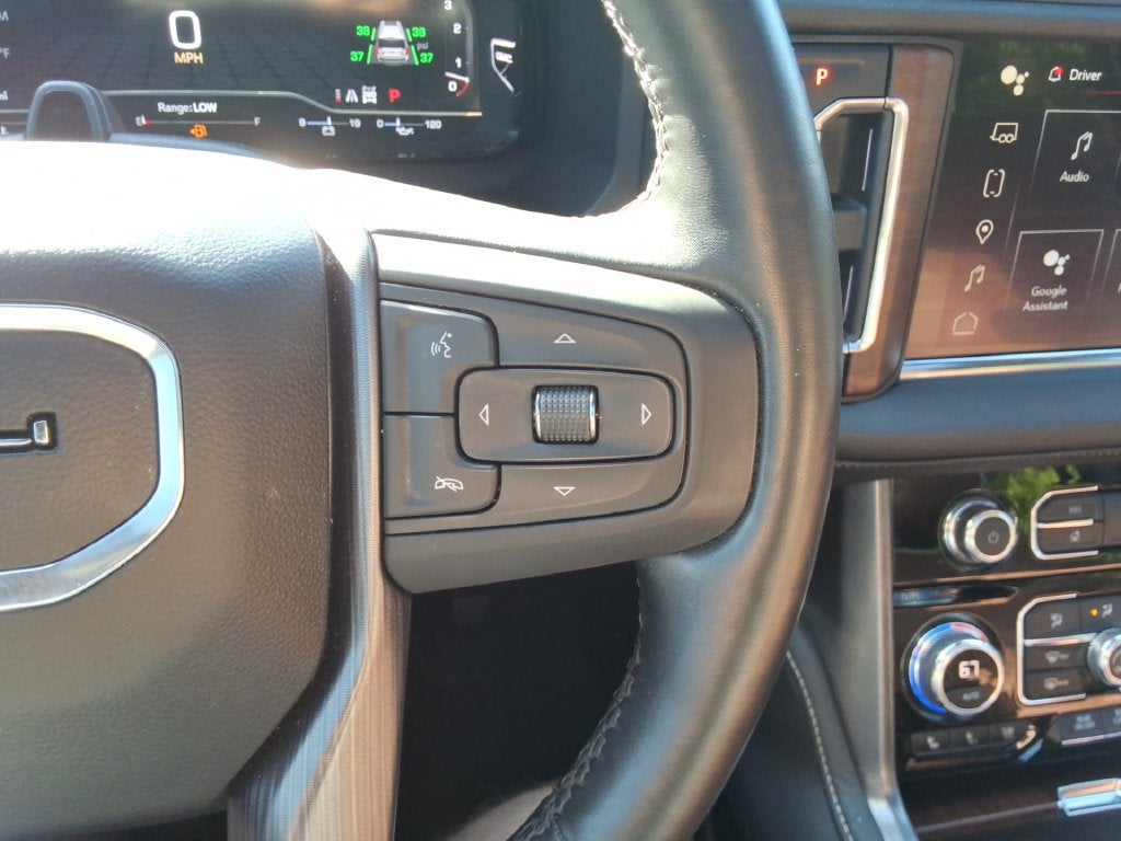2023 GMC Yukon XL Denali Ultimate