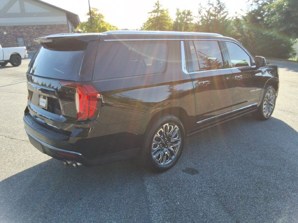 2023 GMC Yukon XL Denali Ultimate