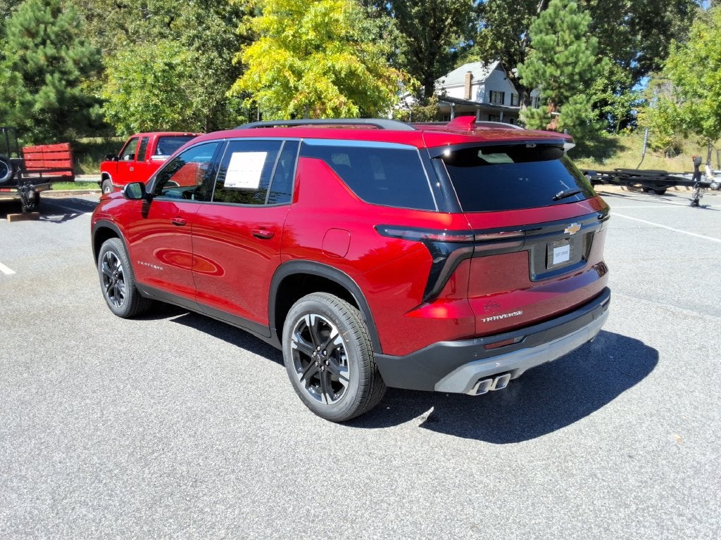 2027 Chevrolet Traverse LT