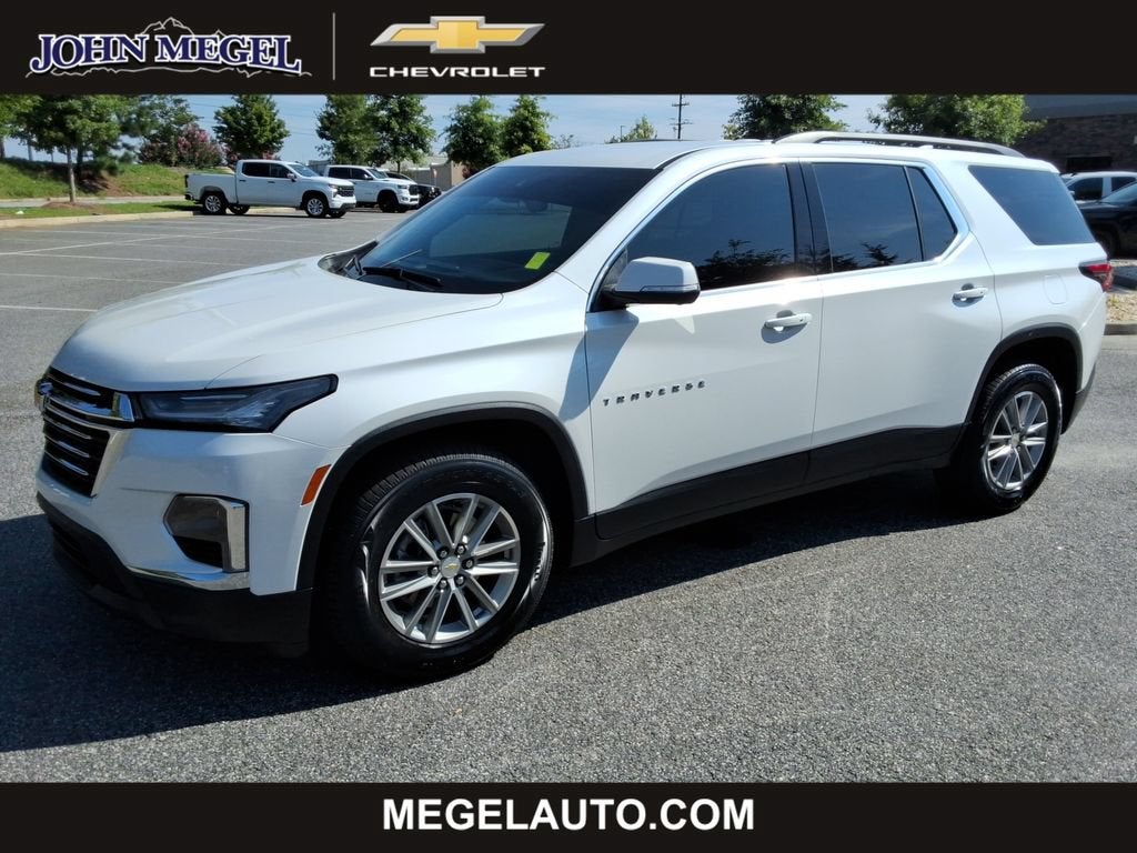 2023 Chevrolet Traverse LT Cloth