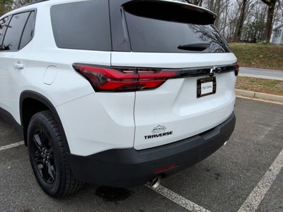2022 Chevrolet Traverse LT Cloth