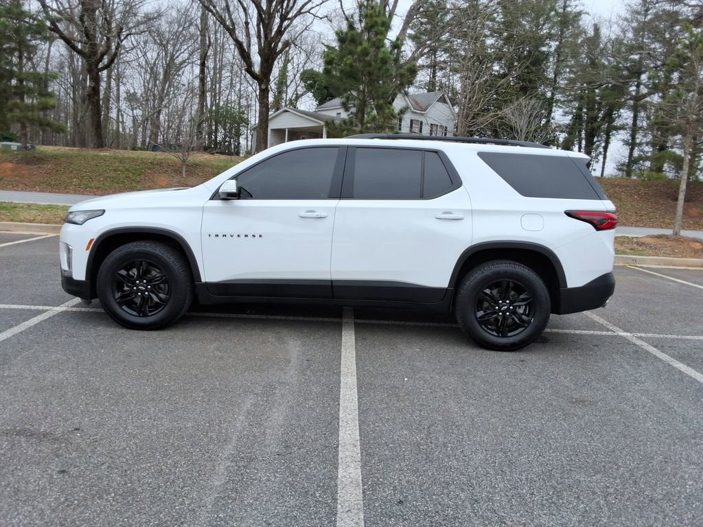 2022 Chevrolet Traverse LT Cloth