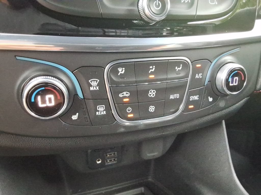 2022 Chevrolet Traverse RS
