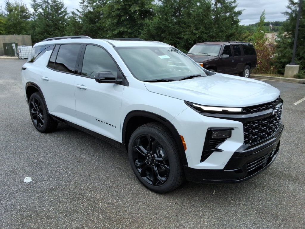 2027 Chevrolet Traverse RS