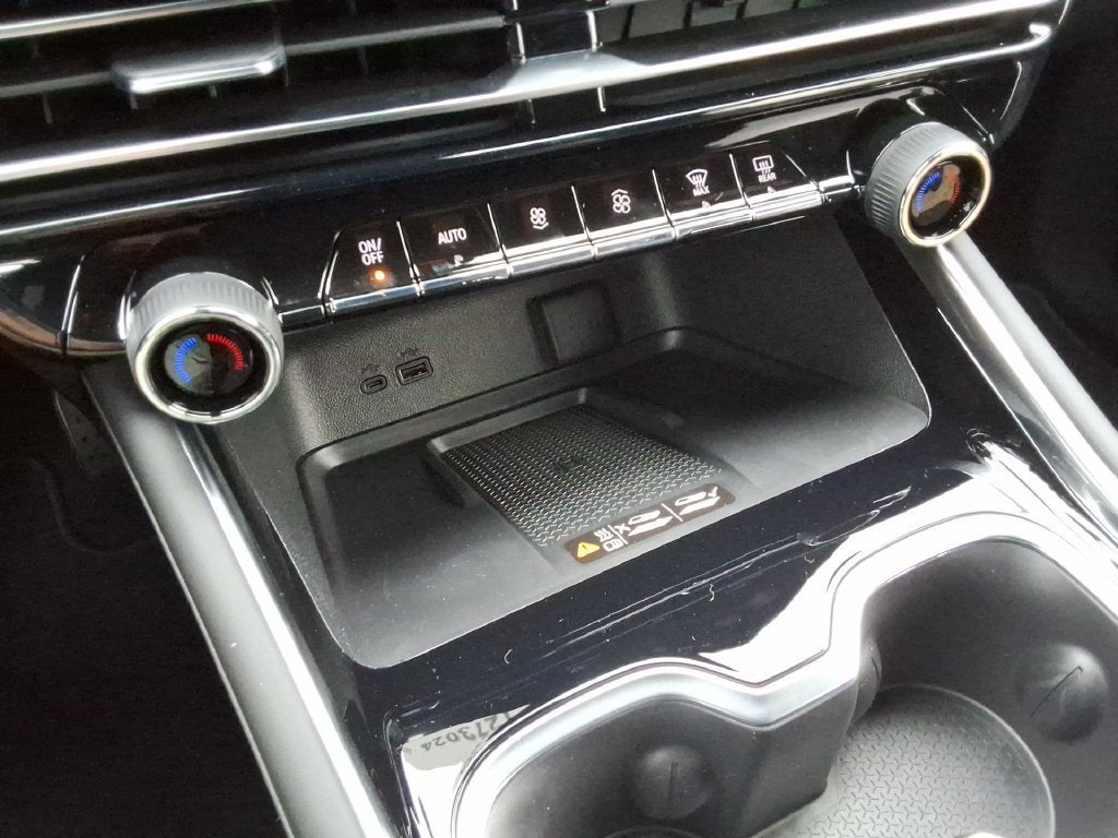 2027 Chevrolet Traverse RS