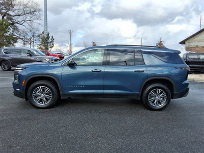 2025 Chevrolet Traverse LT