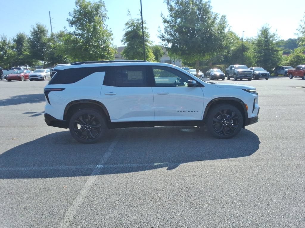 2027 Chevrolet Traverse RS