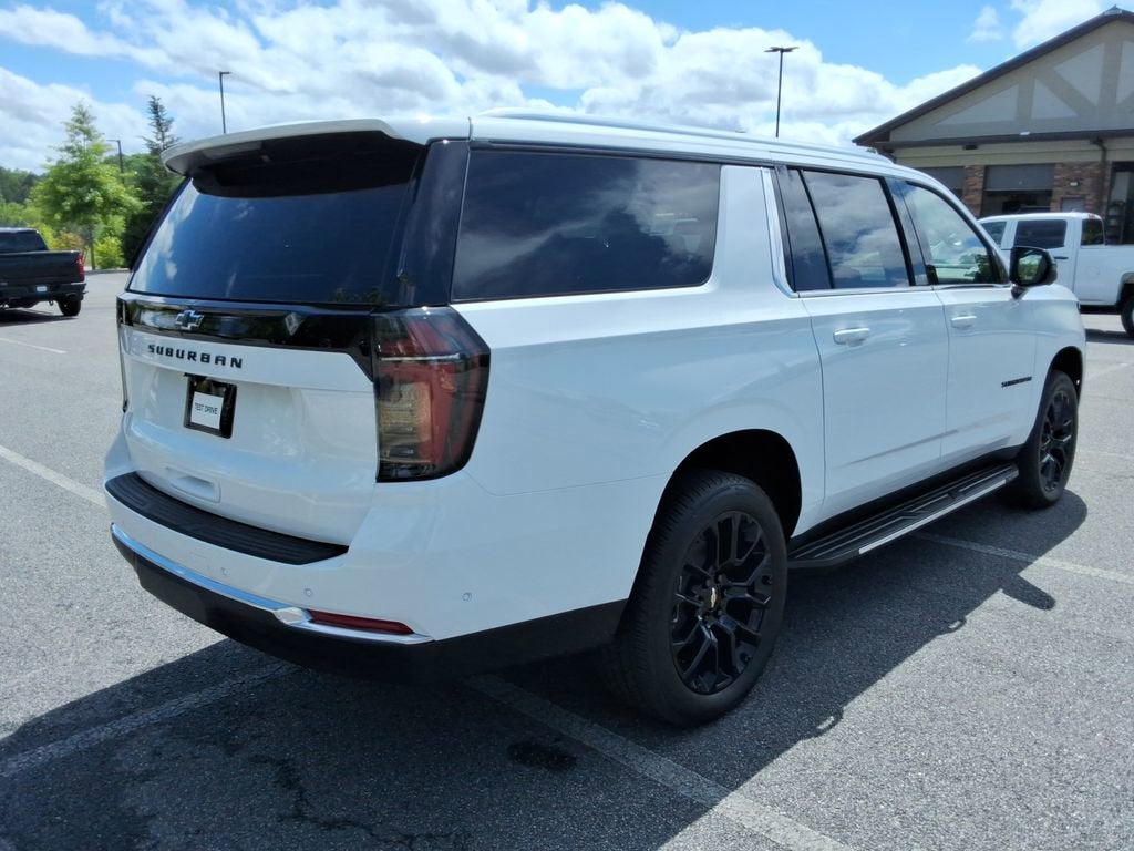 2026 Chevrolet Suburban LS