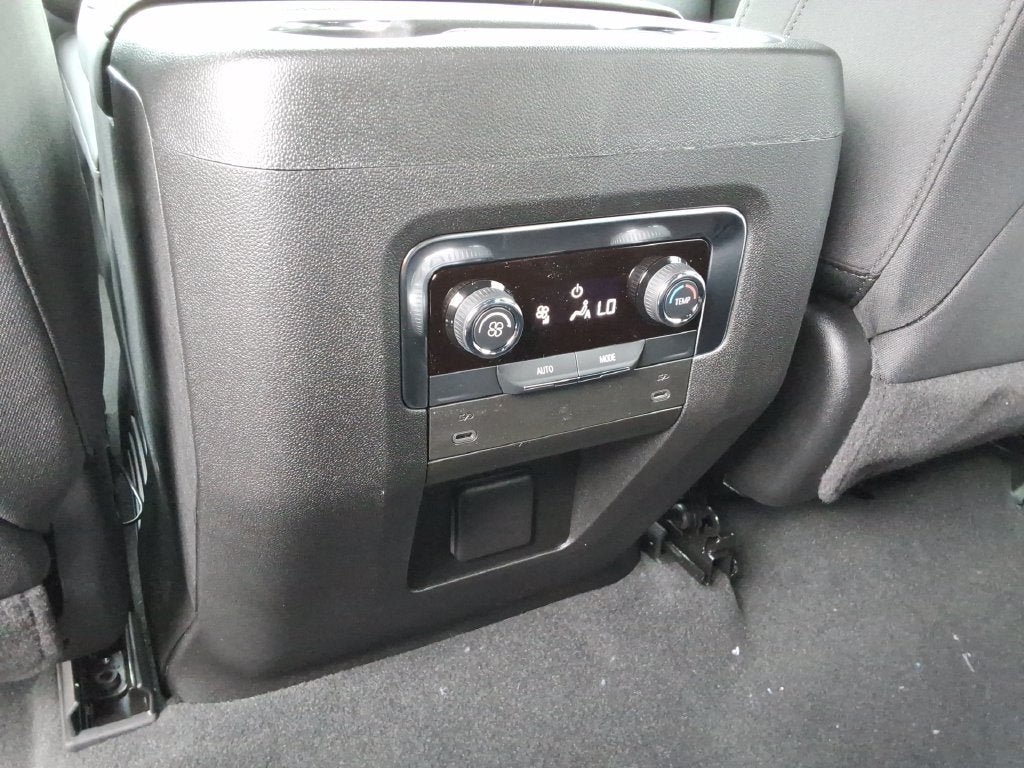 2027 Chevrolet Tahoe LS