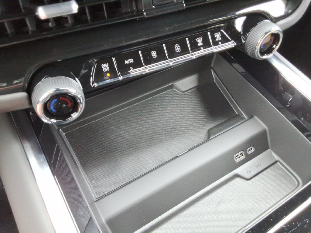 2027 Chevrolet Tahoe LS