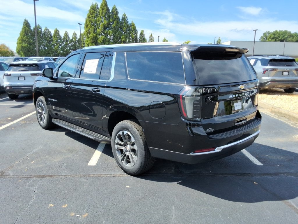 2026 Chevrolet Suburban LT