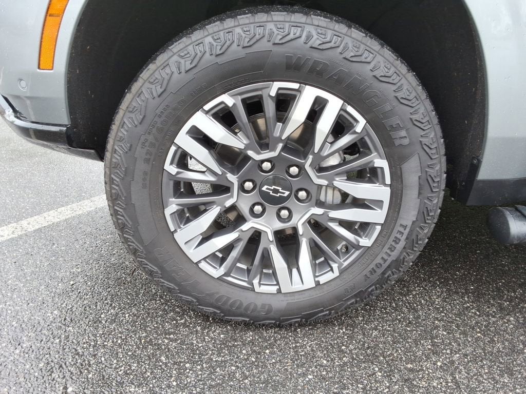 2025 Chevrolet Suburban Z71