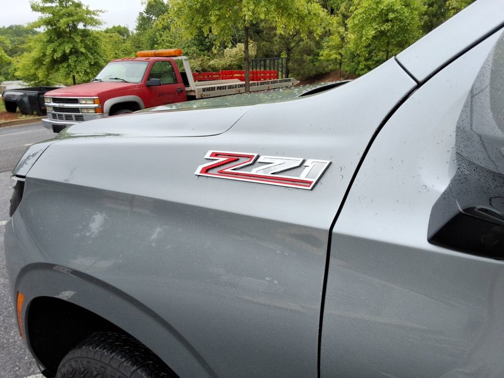 2025 Chevrolet Suburban Z71