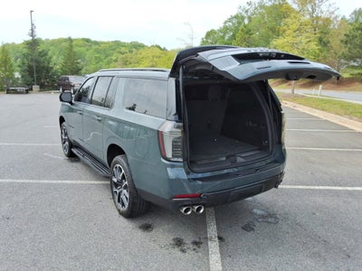 2025 Chevrolet Suburban RST