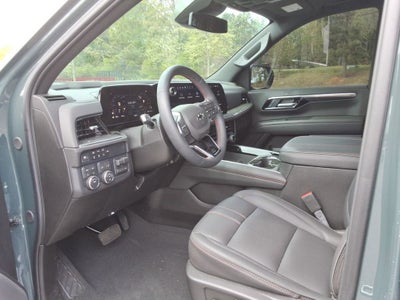 2025 Chevrolet Suburban RST