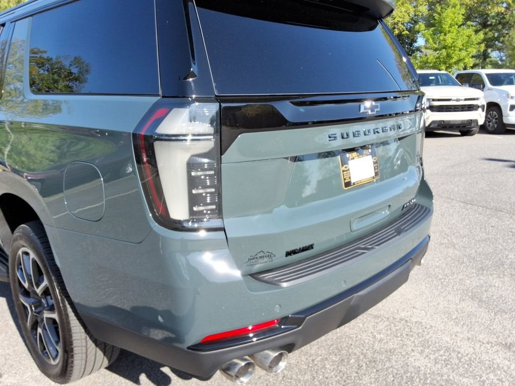 2025 Chevrolet Suburban RST