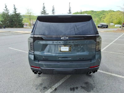 2025 Chevrolet Suburban RST