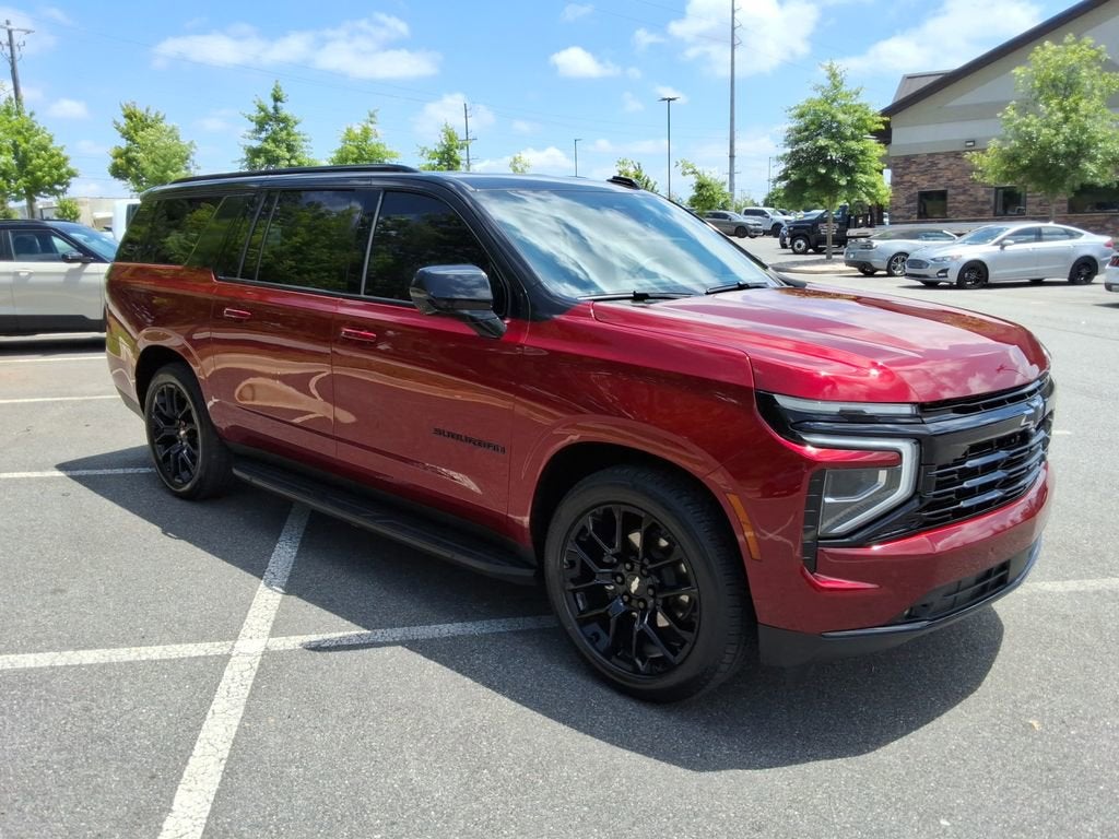 2025 Chevrolet Suburban RST