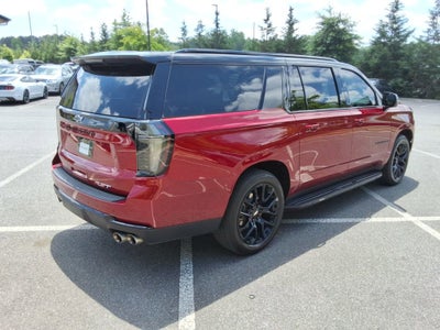 2025 Chevrolet Suburban RST