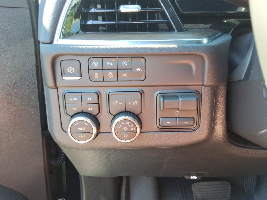 2027 Chevrolet Suburban High Country
