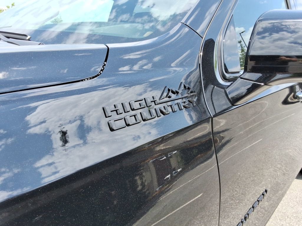 2025 Chevrolet Suburban High Country