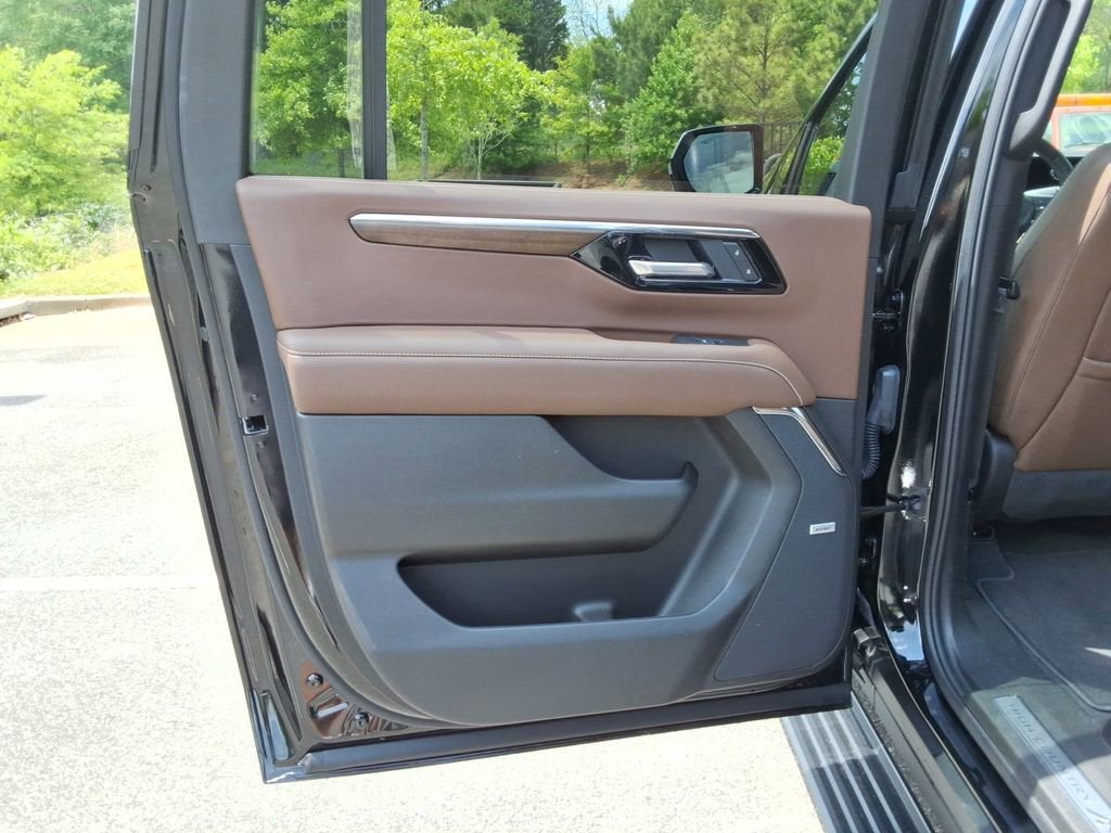 2025 Chevrolet Suburban High Country