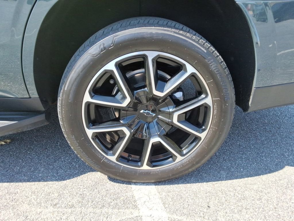 2025 Chevrolet Tahoe RST