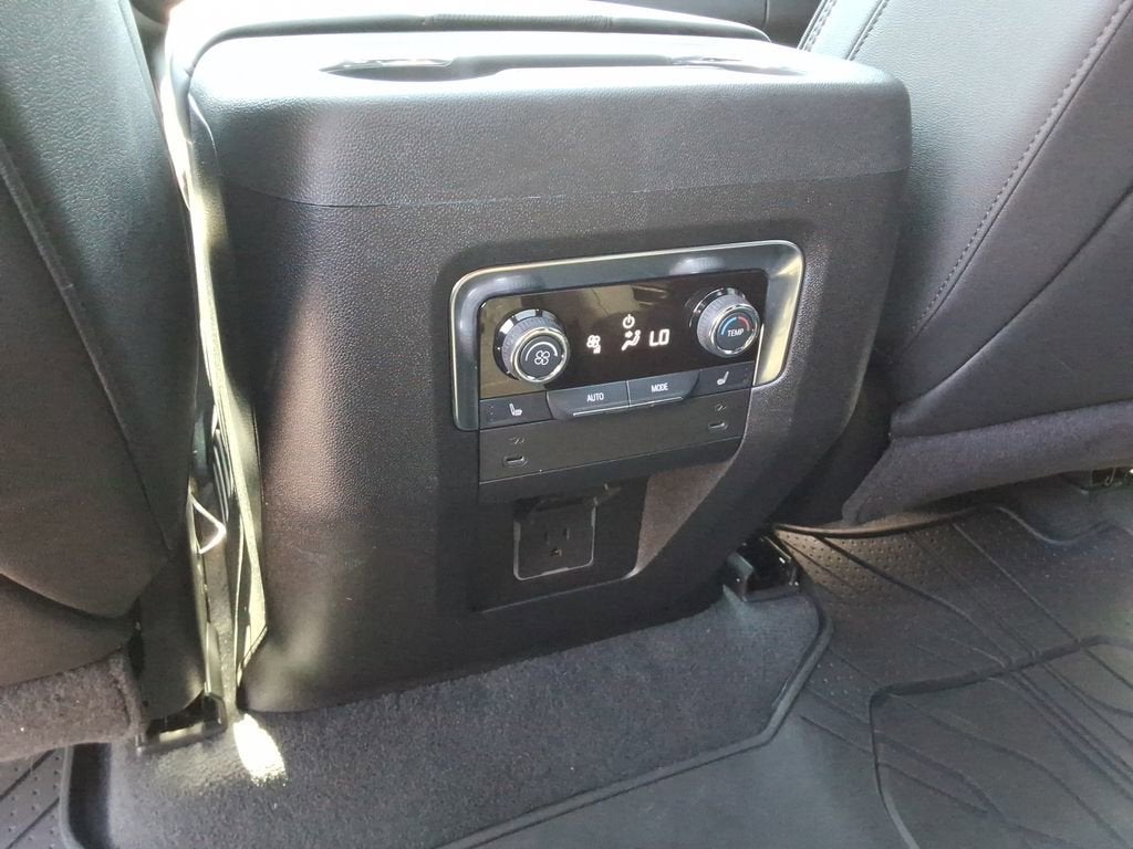 2025 Chevrolet Tahoe RST