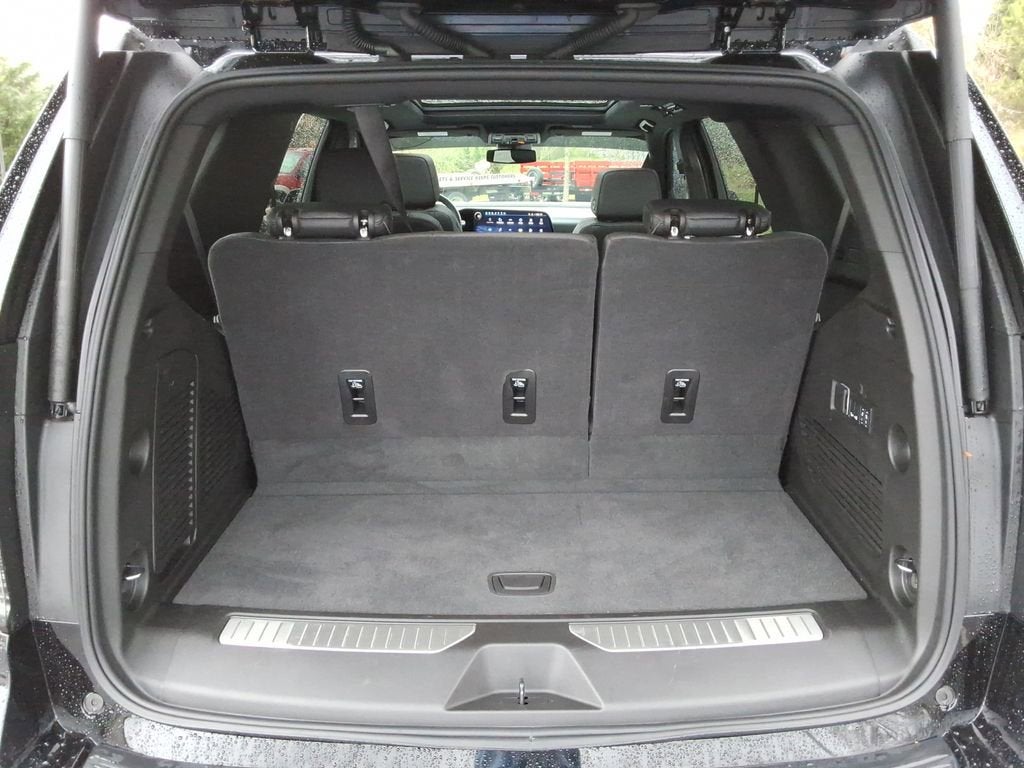 2025 Chevrolet Tahoe RST